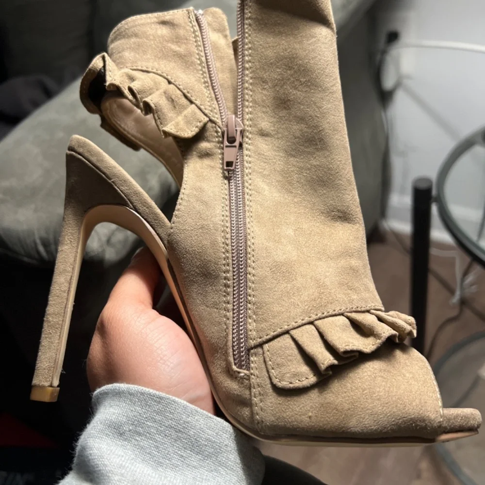 Bootie - Picture 3 of 3